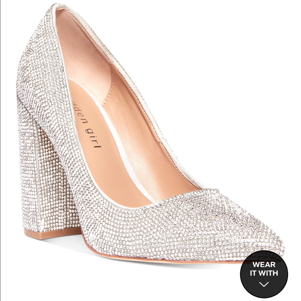 Gentle used Madden Girl Symboll-R Block-Heel Pumps
Color:   Rhinestone